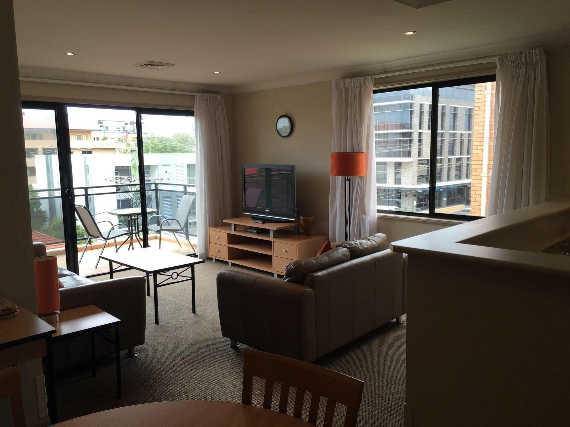 Serviced 4* Wollongong